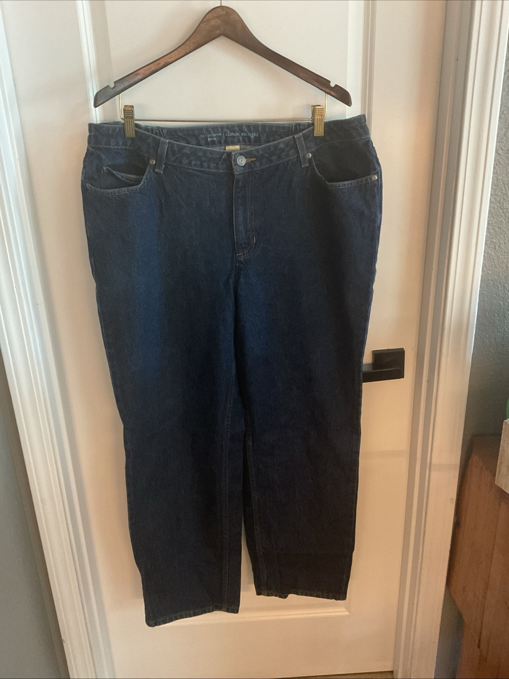 Liz Claiborne - Classic Straight Leg Dark Blue Denim Jeans - Ladies Size 18W
